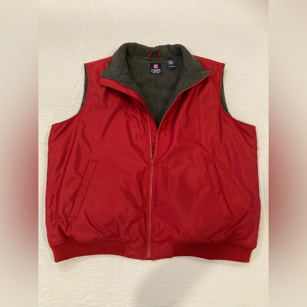 Chaps Ralph Lauren Men’s Red Vest XXL Gray Fully Lined Fleece 100% Polyester
